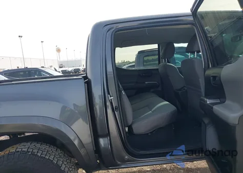 2022 Toyota Tacoma Sr5 V6 z USA, uszkodzony, nr VIN 3TMAZ5CN7NM178216